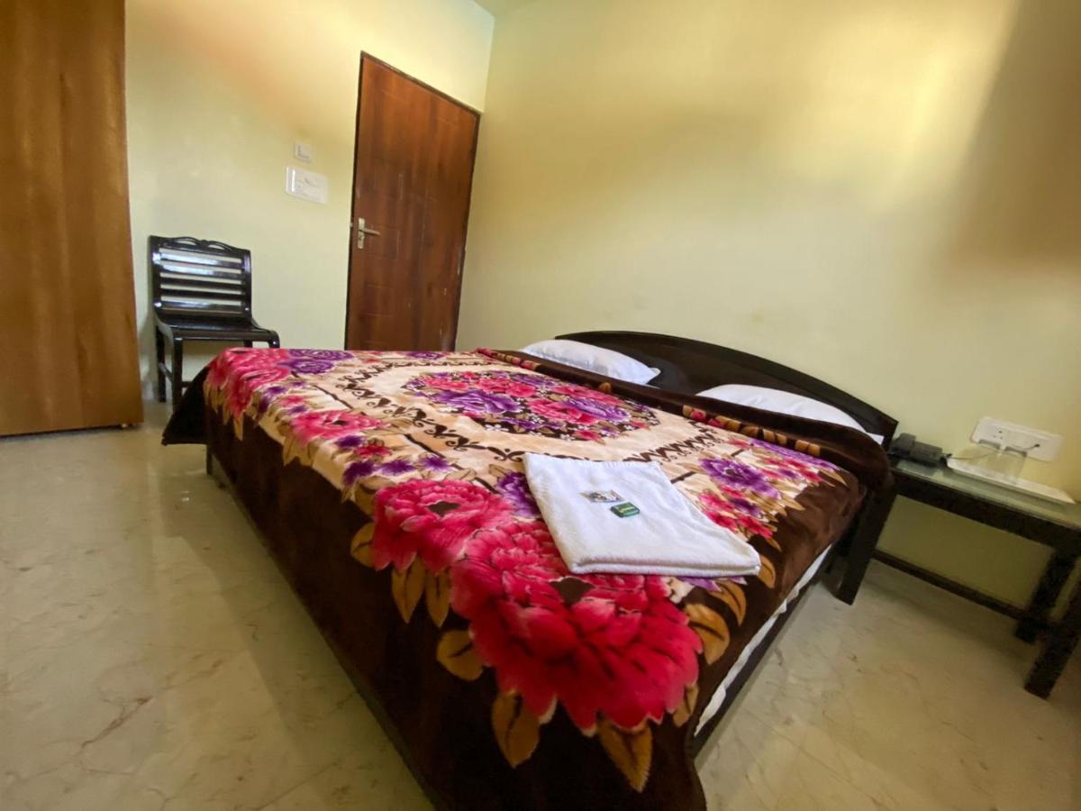 Hotel Govind Palace Rishīkesh Exterior foto